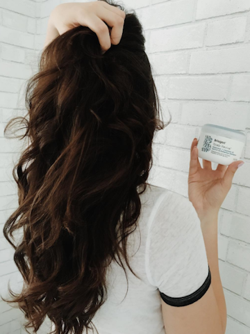 Scalp Revival Charcoal + Coconut Oil Micro-Exfoliating Shampoo